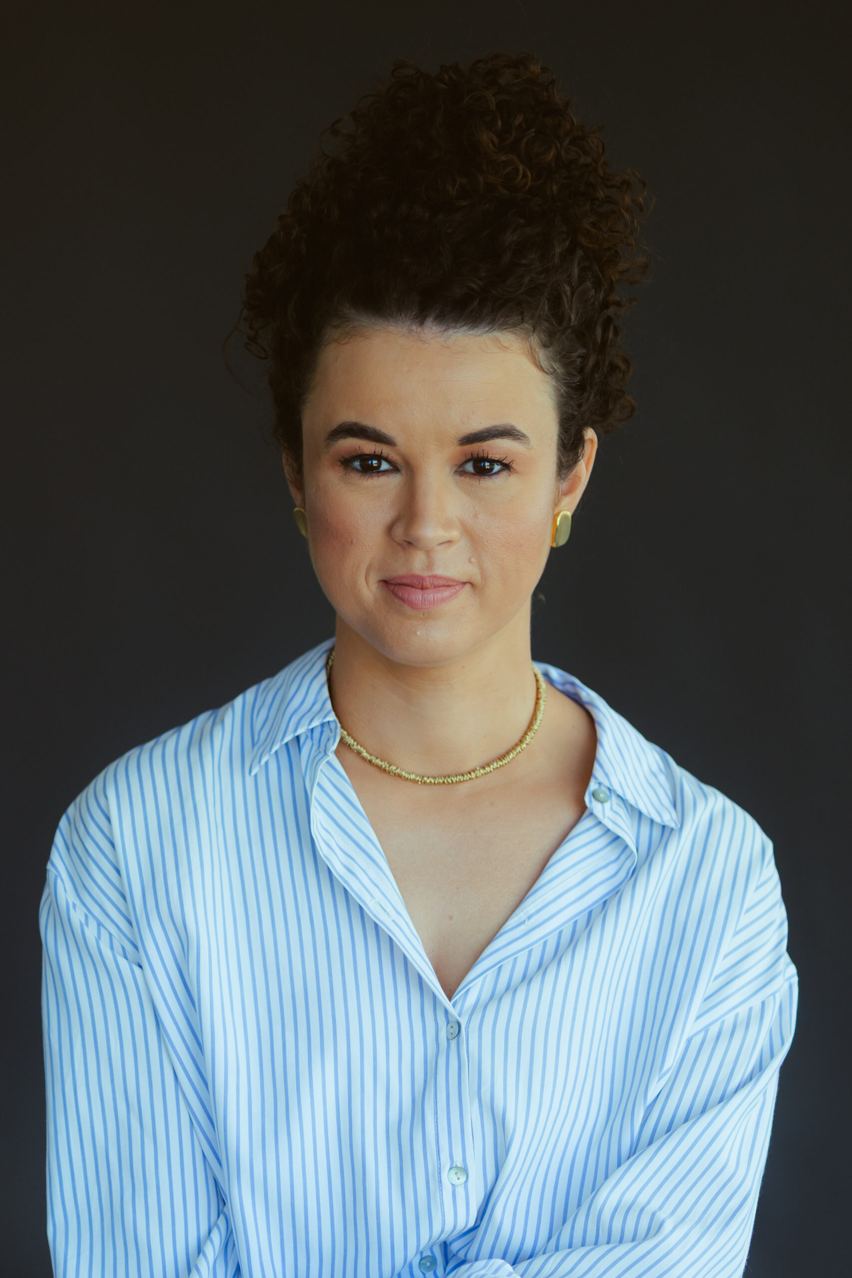 Dra. Isabela Tavares
